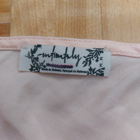 Intimately free people satin slip dress with adjustable length nwot  size M - Picture 8 of 8